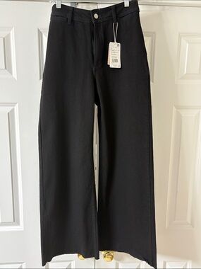 NWT! Mango MNG Catherine Culotte Jeans. Black Color. Size 36/4. NEW!
